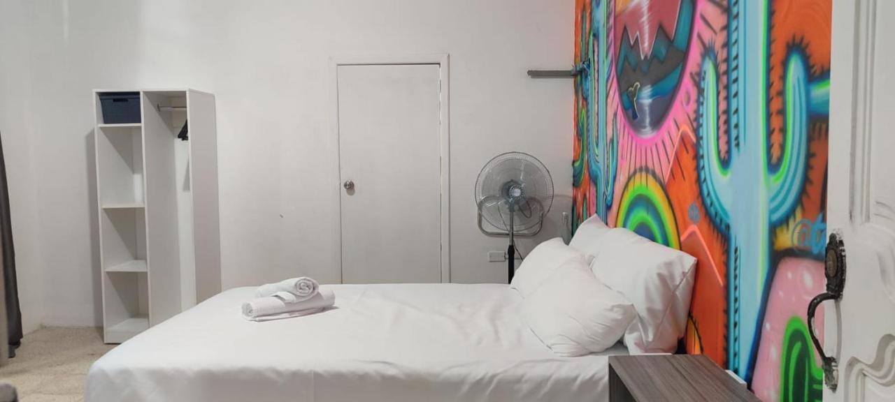 Garden House Puerto Lopez Hotel ภายนอก รูปภาพ
