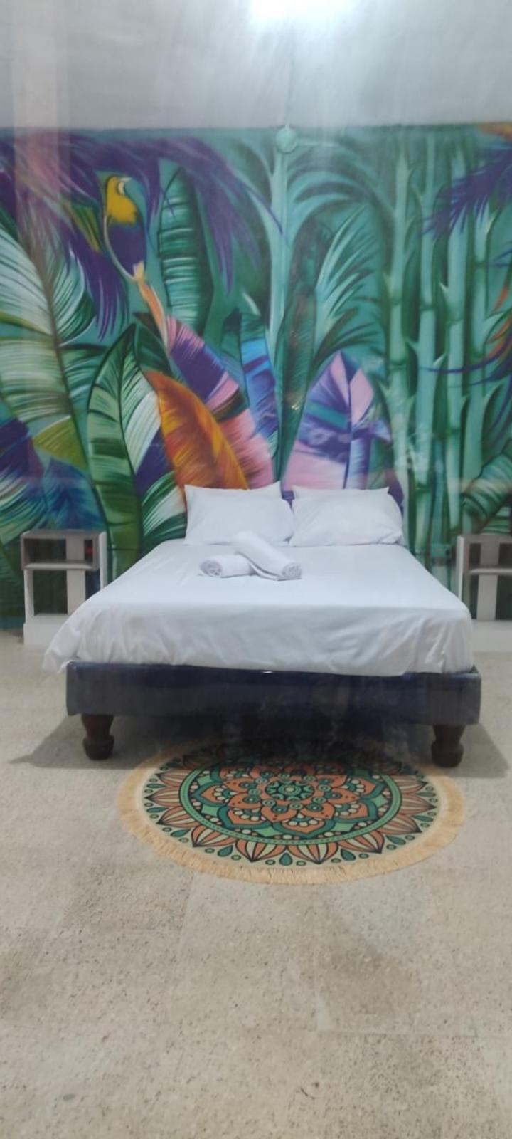 Garden House Puerto Lopez Hotel ภายนอก รูปภาพ
